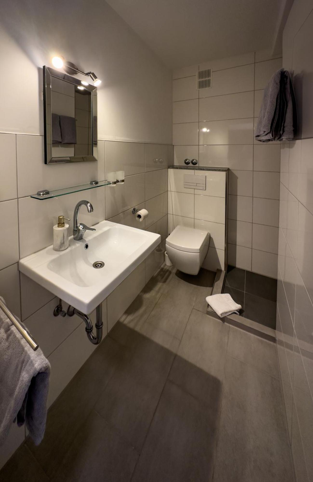 Hotel Schmidt Garni Essen Esterno foto